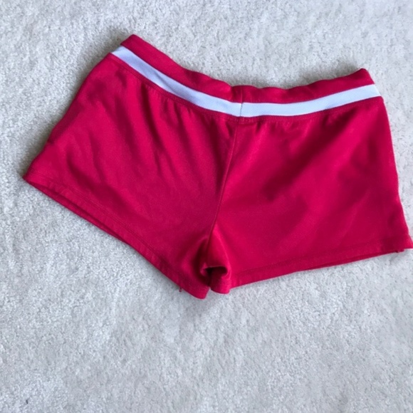 ❤️ Red running shorts - Picture 3 of 3
